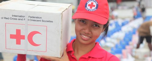Typhoon Bopha Volunteers assisting community Philippines 2013