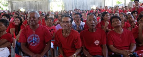 Philippines. Aklan, 2015. Thirteen towns under the municipality of New Washington turned up for the ceremonial turnover of constructed shelters last November 12, led by Philippine Red Cross and delegates from the International Federation of Red Cross and Red Crescent Societies (IFRC) who have been working tirelessly in Aklan the past two years.